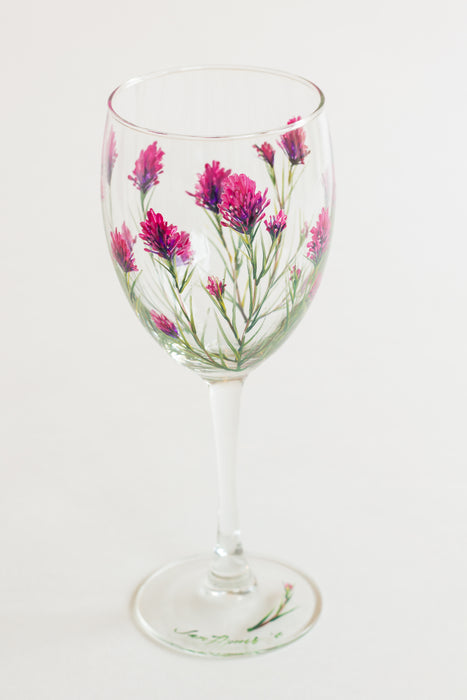 Owl's Head Clover Wine Glass